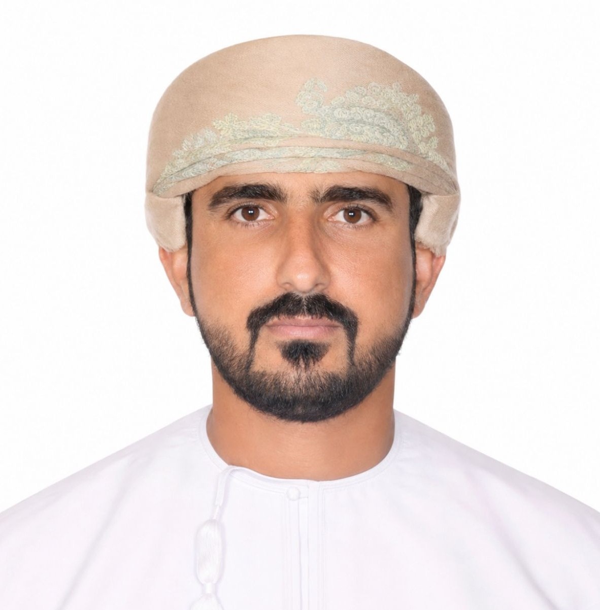محمود سالم الهنائي رجل أعمال.jpg