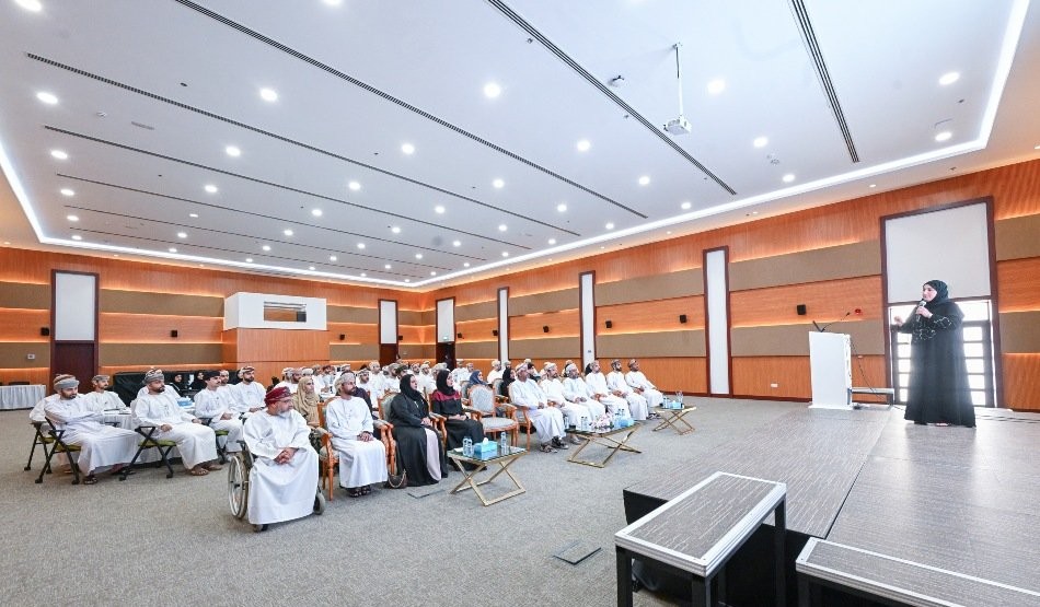 الارتقاء بمعارف القضاة المساعدين ومعاوني النيابة العامة بحقوق ذوي الإعاقة