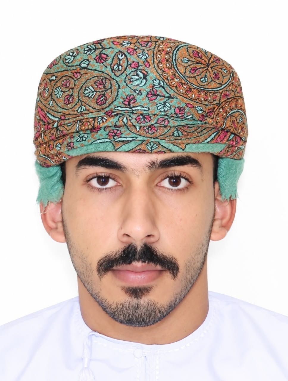 عمار الحراصي_1.jpg