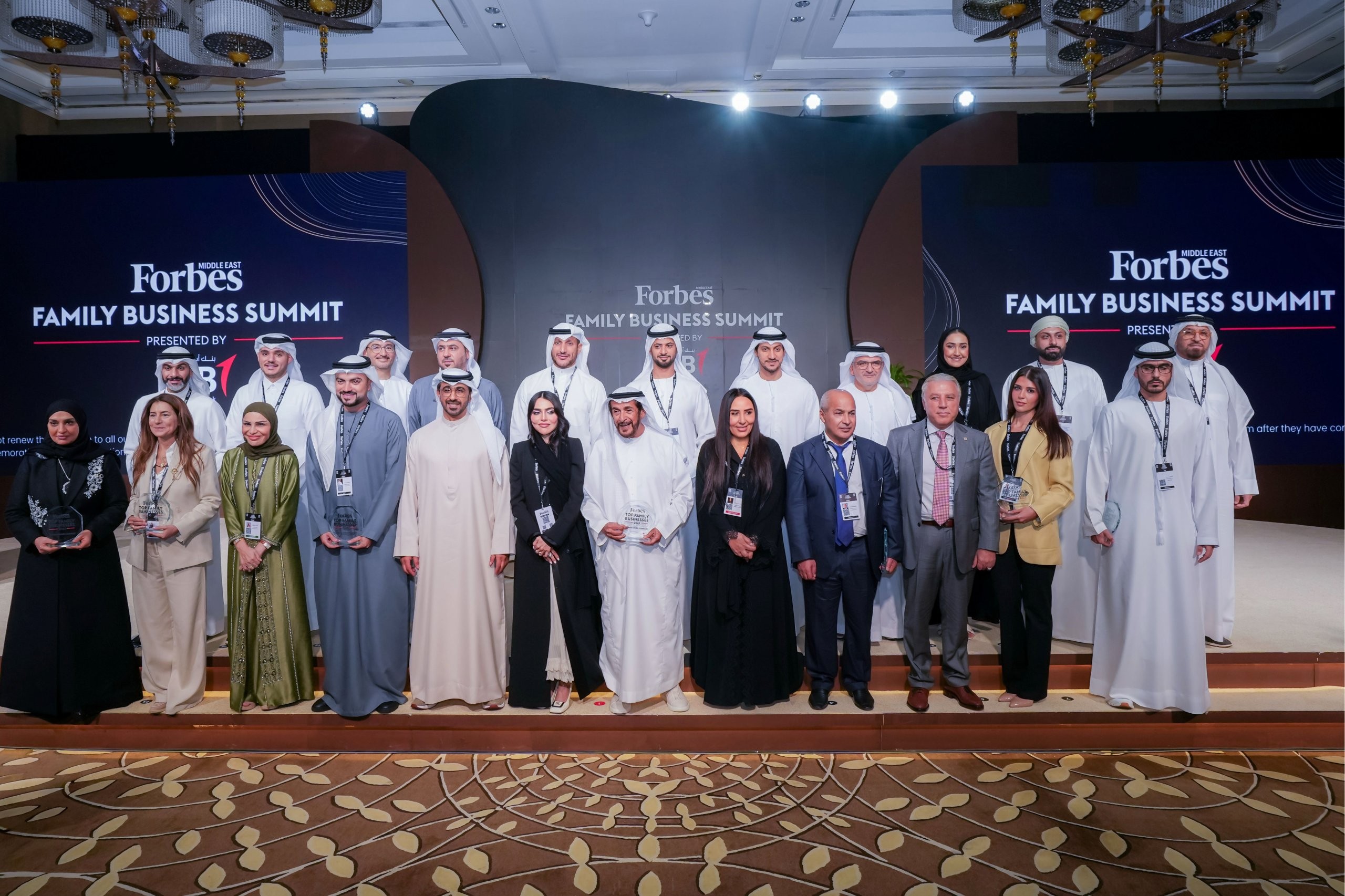 "قمة فوربس الشرق الأوسط" للشركات العائلية تستعرض الاستدامة وانتقال الثروات عبر الأجيال