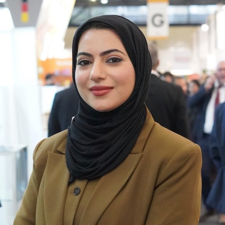 نور بنت محمد الرواحي.jpg