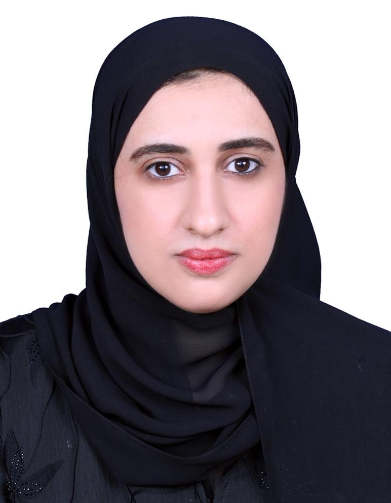 علياء العبري.jpg